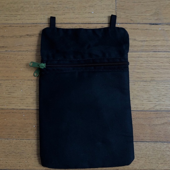 Tiny Atlas Solas travel lens pouches - Picture 3 of 3